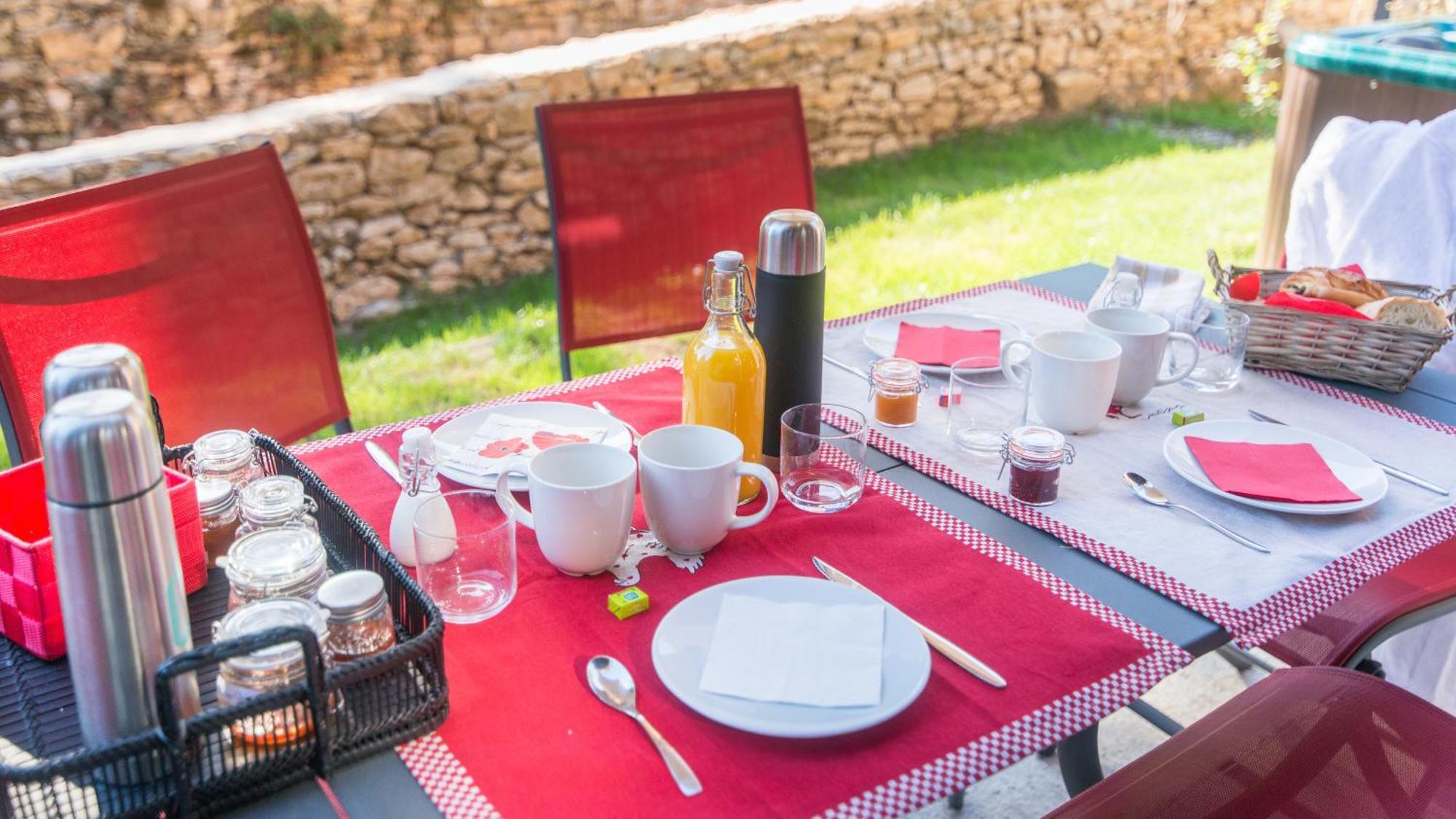 Plein Sud Avec Jacuzzi Privatif Et Parking Prive Appartement Sarlat-la-Canéda Buitenkant foto