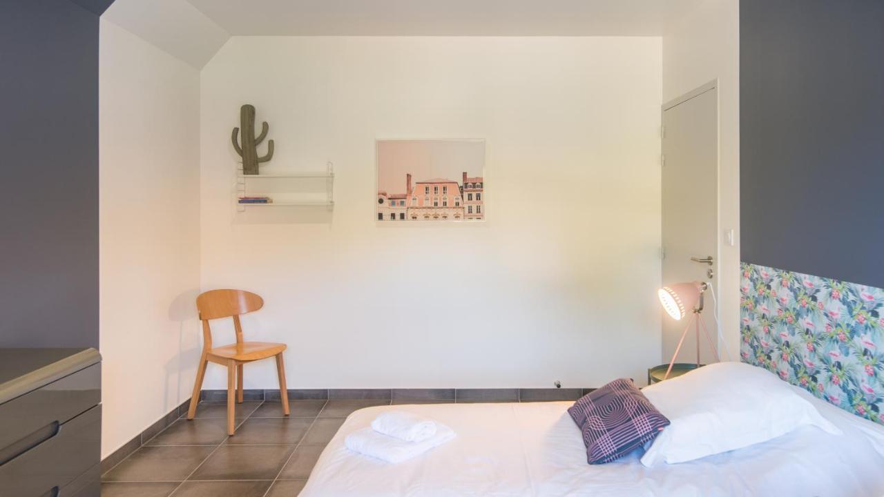 Plein Sud Avec Jacuzzi Privatif Et Parking Prive Appartement Sarlat-la-Canéda Buitenkant foto