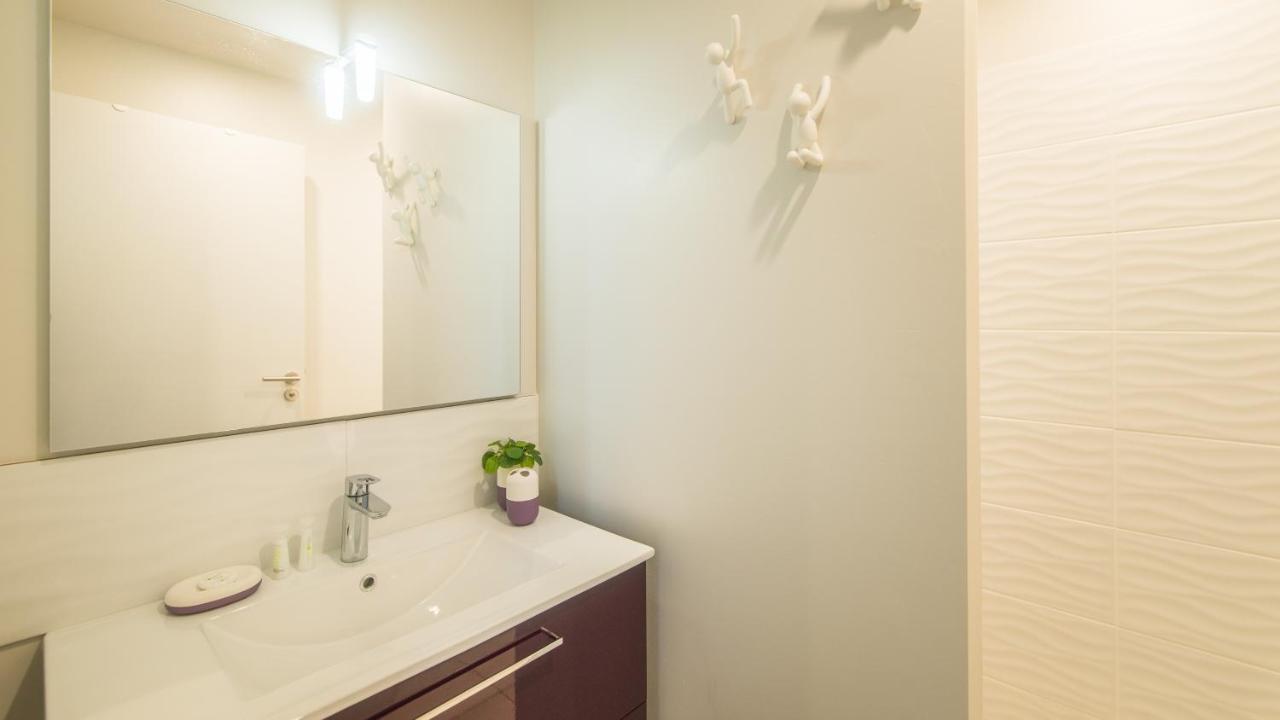 Plein Sud Avec Jacuzzi Privatif Et Parking Prive Appartement Sarlat-la-Canéda Buitenkant foto